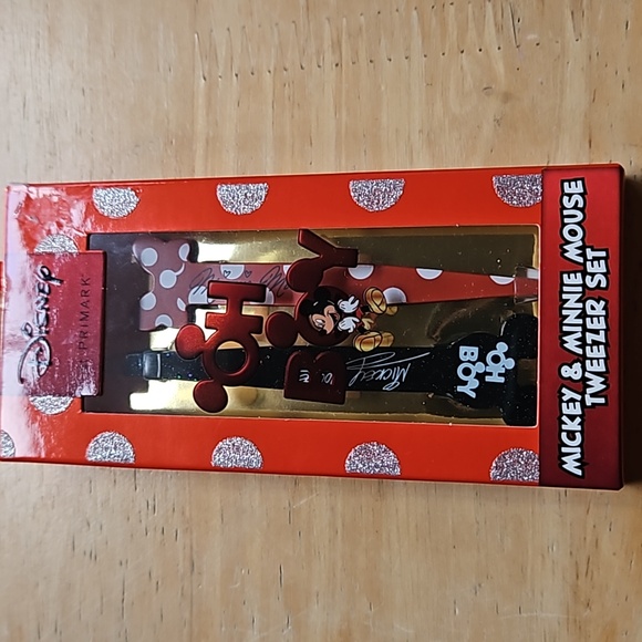 DISNEY TWEEZER AND NAIL FILES - Picture 5 of 9